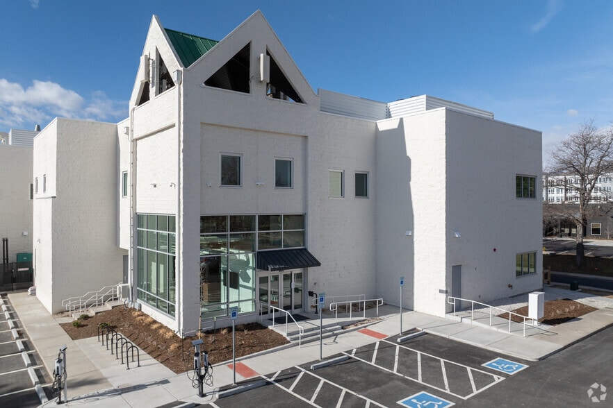 2880 Wilderness Pl, Boulder, CO à louer - Photo du bâtiment - Image 2 de 20