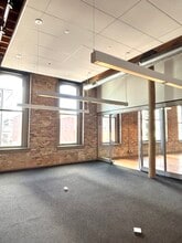 1027-1031 W Madison St, Chicago, IL for lease Interior Photo- Image 1 of 10