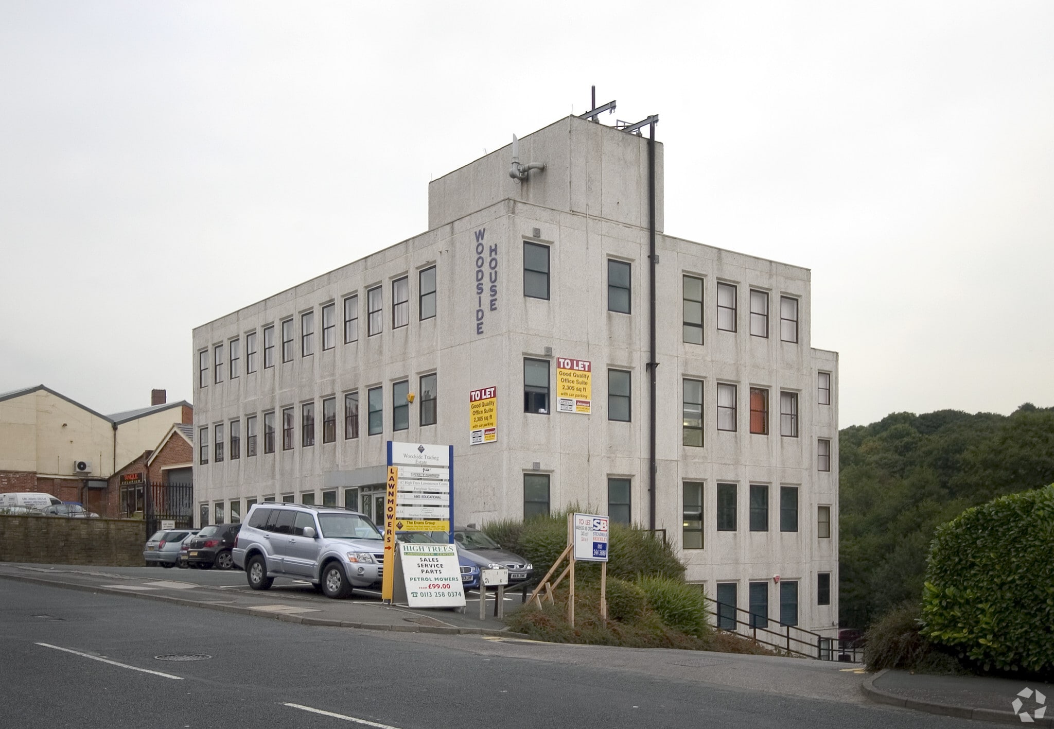 261 Low Ln, Leeds for lease Primary Photo- Image 1 of 4