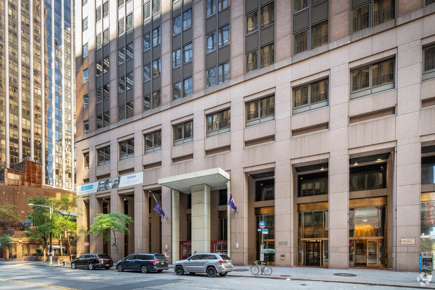 75 Wall St, New York, NY for sale - Building Photo - Image 2 of 5