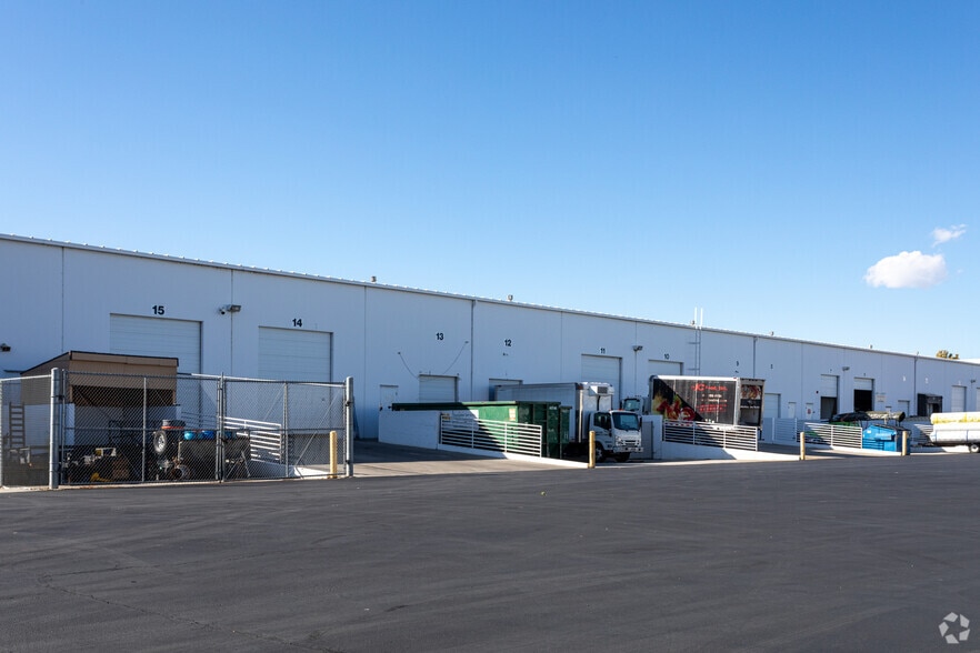 3696 W 900 S, Salt Lake City, UT à louer - Photo du bâtiment - Image 3 de 4