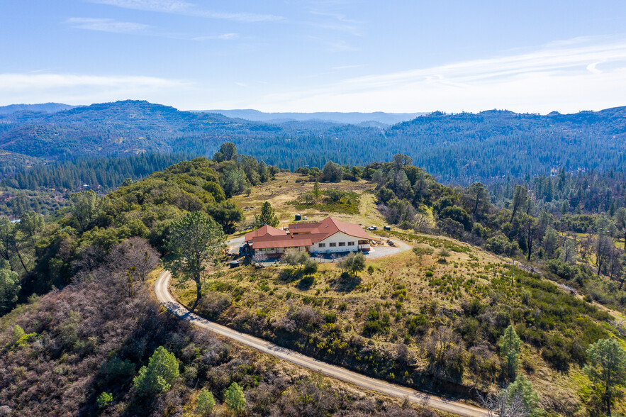 4227 Railroad Flat Rd, Mountain Ranch, CA for sale - Primary Photo - Image 1 of 1