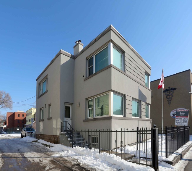 Plus de détails pour 357 Main St E, Hamilton, ON - Bureau, Médical à louer