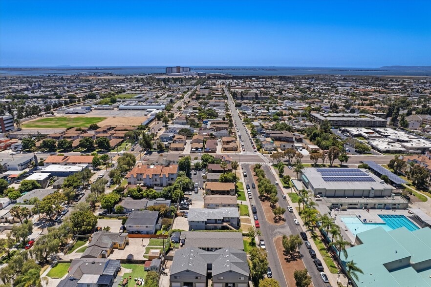 378 Park Way, Chula Vista, CA à vendre - Photo du bâtiment - Image 3 de 35