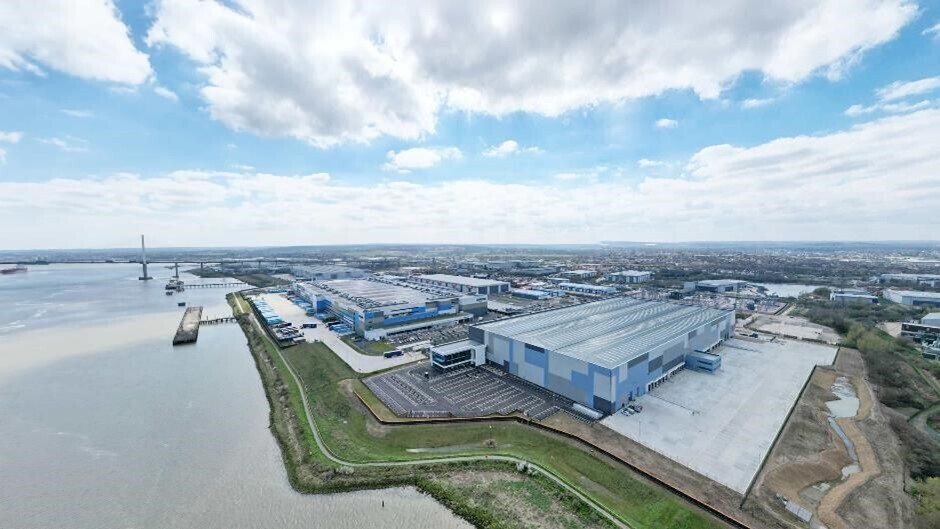 350 The Power House, Dartford à louer - Photo du bâtiment - Image 2 de 19