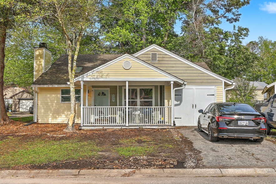 Investment Portfolio | 5 Properties portfolio of 1 properties for sale on LoopNet.ca - Building Photo - Image 2 of 6