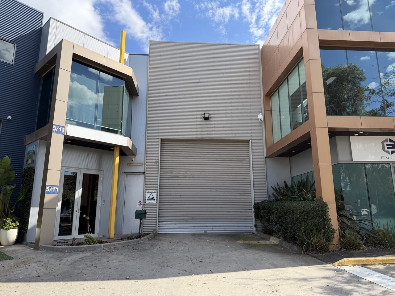 11-15 Rocklea Dr, Port Melbourne for lease Building Photo- Image 1 of 6