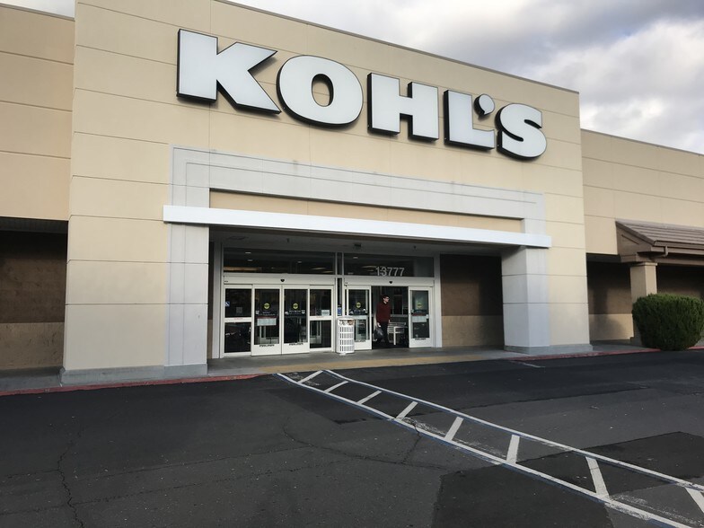 13775 Mono Way, Sonora, CA à louer - Autre - Image 2 de 5