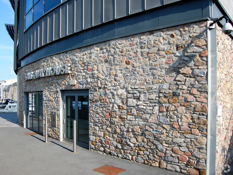 North East Quay, Plymouth à louer - Photo du bâtiment - Image 2 de 2