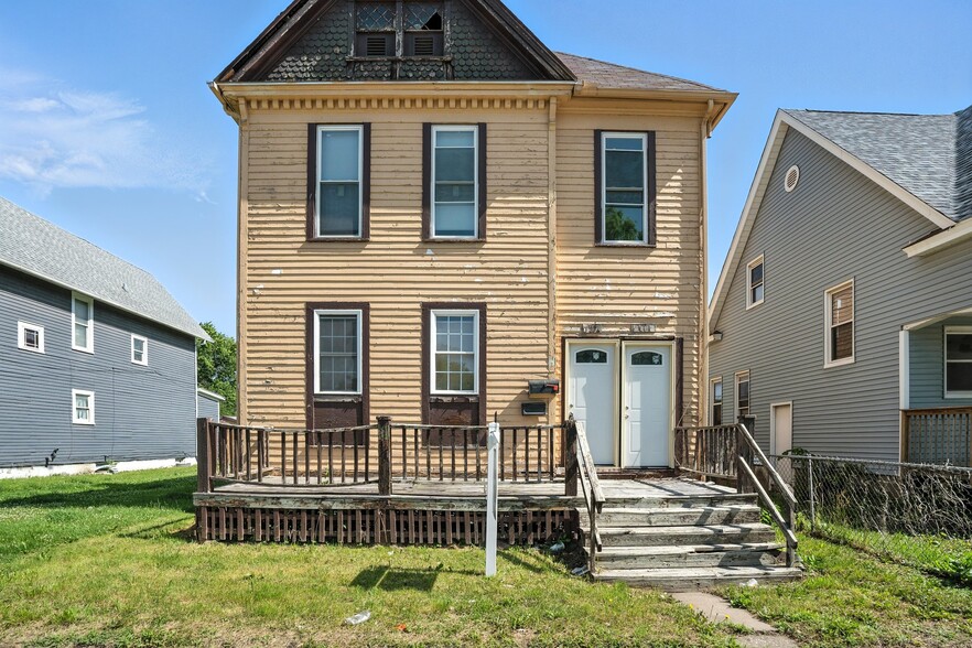 1614 W 3rd St, Davenport, IA for sale - Building Photo - Image 3 of 19