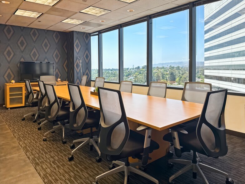 12100 wilshire Blvd, Los Angeles, CA à louer - Photo intérieure - Image 2 de 15
