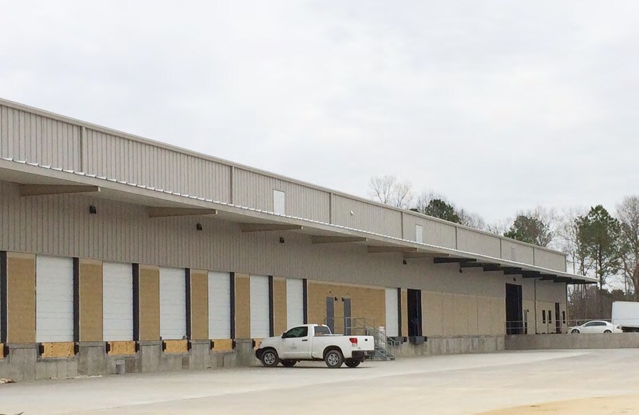 195-199 Shop Grove Dr, Columbia, SC à louer - Photo du bâtiment - Image 3 de 11