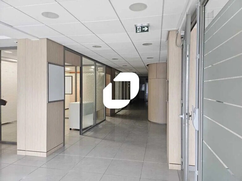 Office in Montpellier for sale - Interior Photo - Image 2 of 10