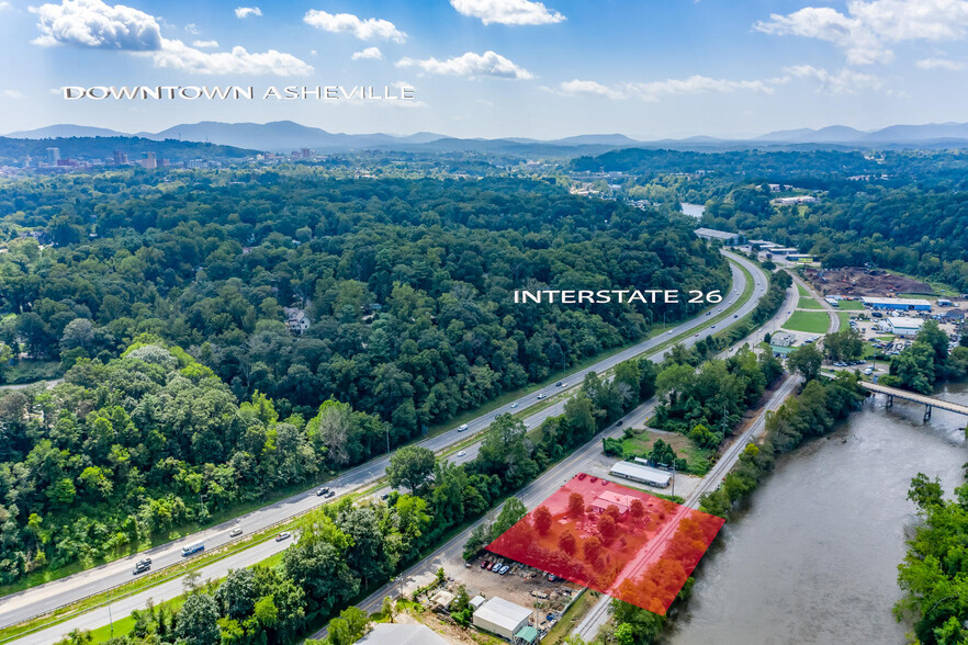 796 Riverside Dr, Asheville, NC for sale - Primary Photo - Image 1 of 1