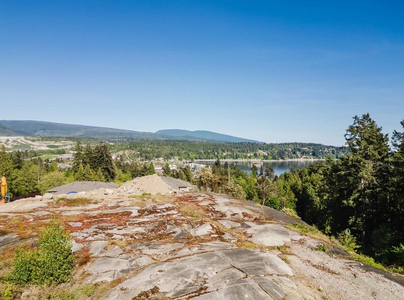 5883 Cowrie St, Sechelt, BC à vendre - Autre - Image 1 de 7