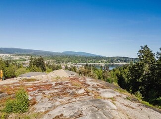 More details for 5883 Cowrie St, Sechelt, BC - Land for Sale