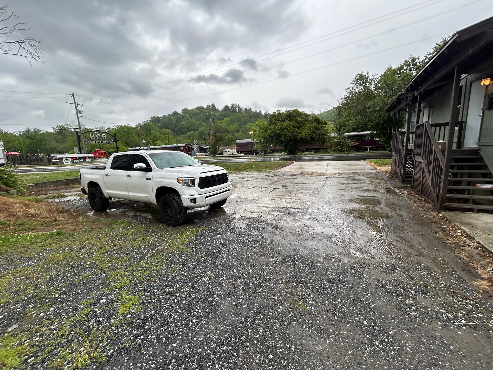 134 Depot St, Bryson City, NC à louer Photo principale- Image 1 de 11
