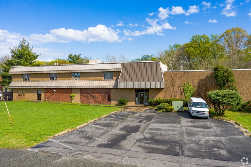 1300 Old Kings hwy, Maple Shade Township, NJ for lease - Primary Photo - Image 1 of 12