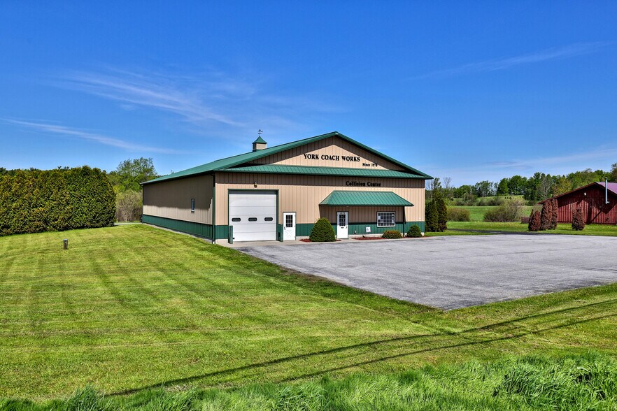 1075 VT 30 N, Poultney, VT à vendre - Photo du bâtiment - Image 3 de 25