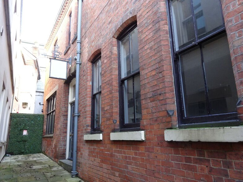 2 Token House Yard, Nottingham à louer - Photo du bâtiment - Image 3 de 12