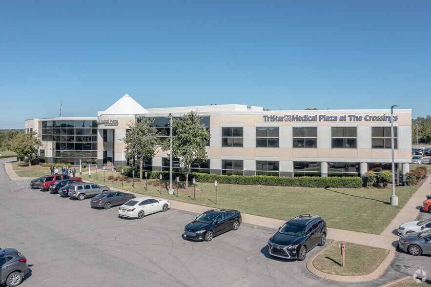 5380 Hickory Hollow Pky, Nashville, TN à louer - Photo du bâtiment - Image 2 de 43