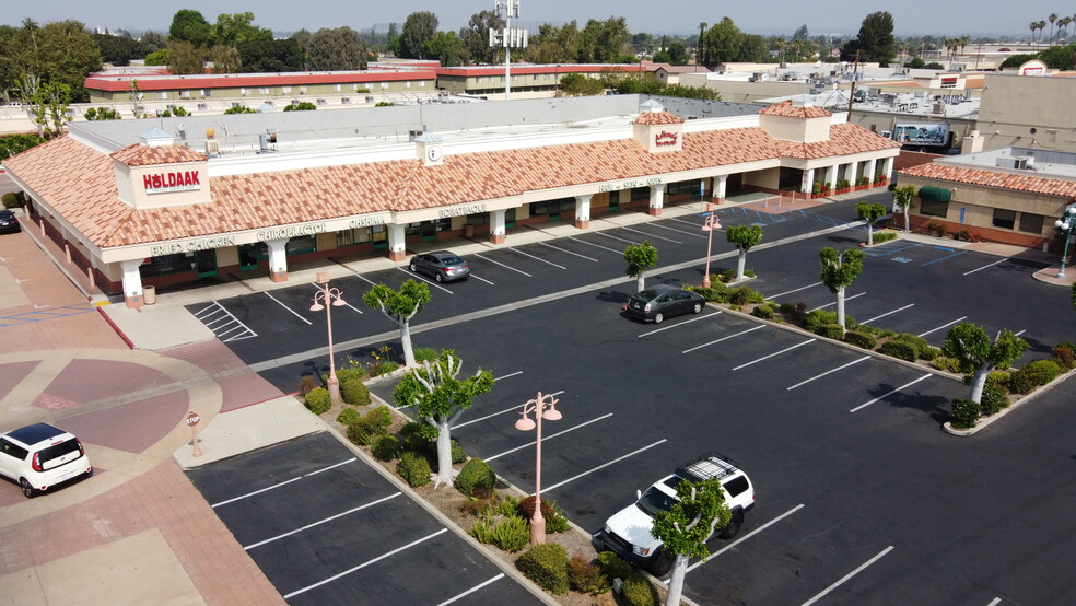 1948-1988 N Tustin St, Orange, CA for lease - Building Photo - Image 2 of 3