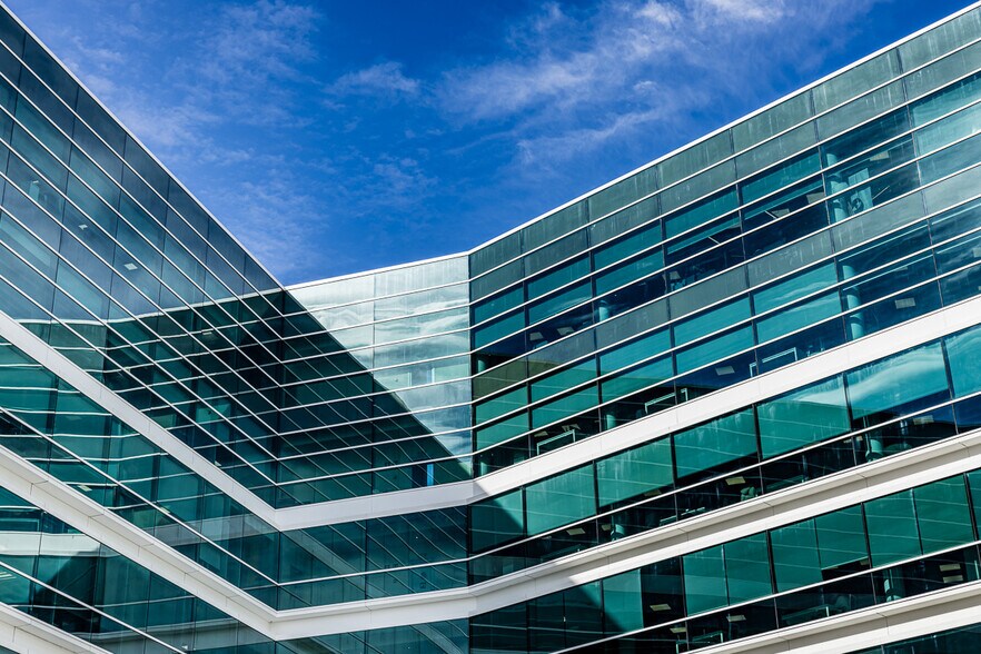 Vía Poblados, 9 - 11, Madrid, Madrid à louer - Photo du bâtiment - Image 3 de 24