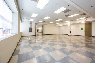 1435 N McDowell Blvd, Petaluma, CA for lease Interior Photo- Image 1 of 2