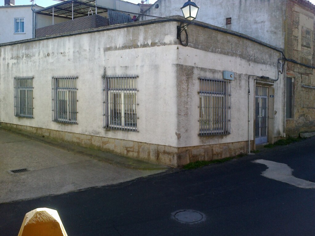 Commerce de détail dans Cantalpino, Salamanca à vendre Photo intérieure- Image 1 de 2