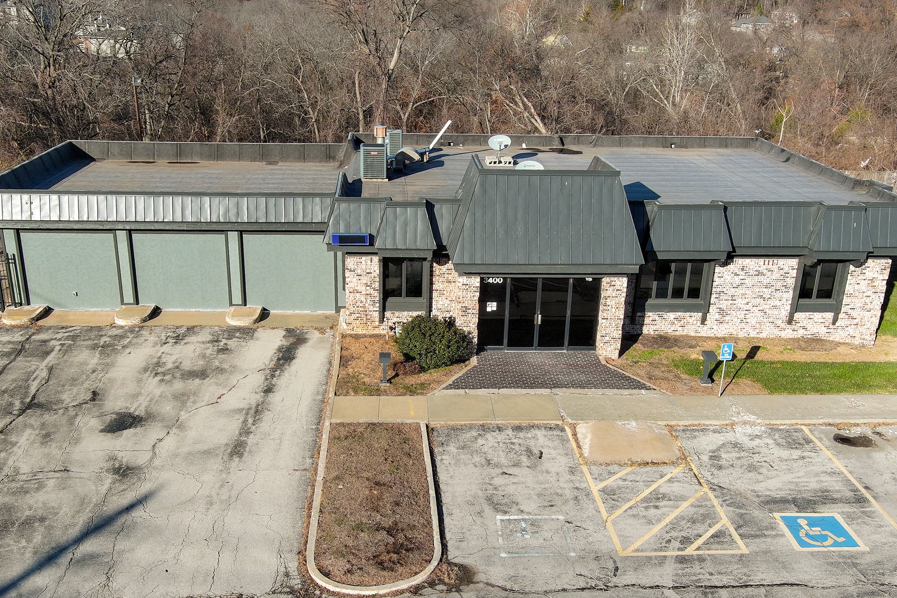 3400 E Red Bridge Rd, Kansas City, MO for sale Building Photo- Image 1 of 42