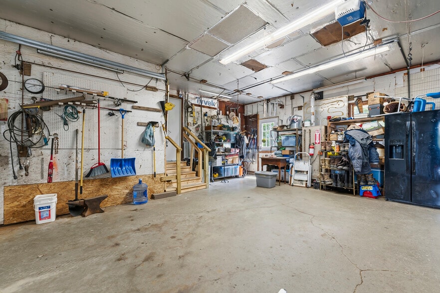 92 Route 236, Berwick, ME à vendre - Photo du bâtiment - Image 3 de 44