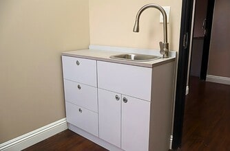 303 W Katella Ave, Orange, CA for lease Interior Photo- Image 2 of 3