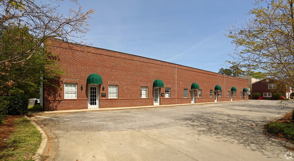 3827 Broad River Rd, Columbia, SC à louer - Photo du bâtiment - Image 2 de 4