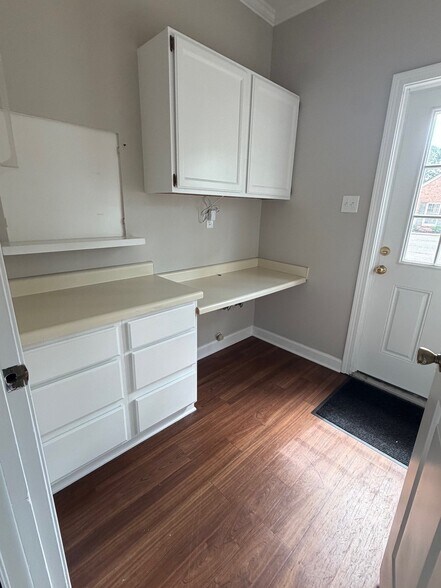 2004 Exeter Rd, Germantown, TN à louer - Photo du bâtiment - Image 3 de 6