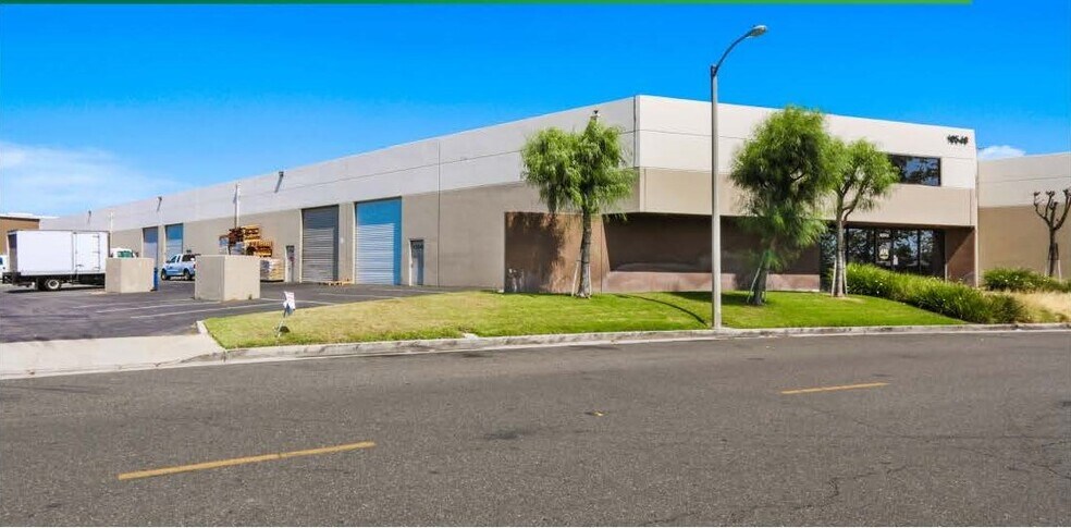 10535-10549 Humbolt St, Los Alamitos, CA à louer - Photo du bâtiment - Image 2 de 2