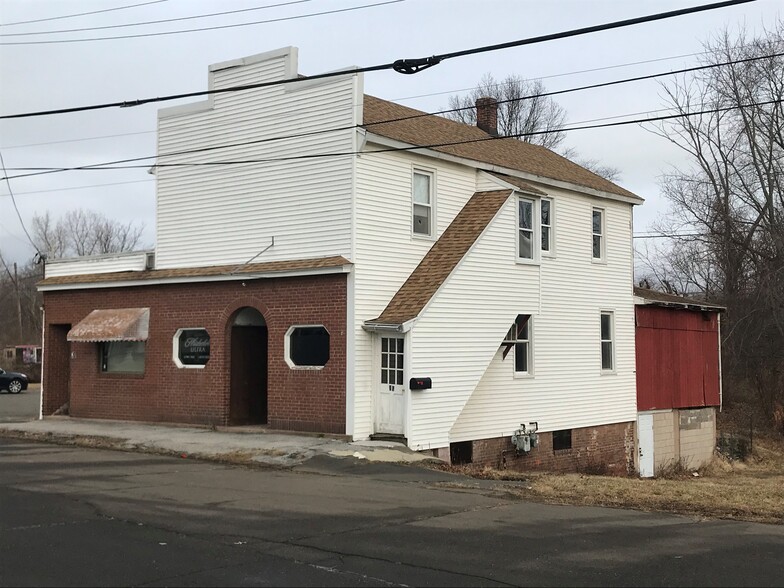 80 Old Broadway W, North Haven, CT à vendre - Photo du bâtiment - Image 1 de 1