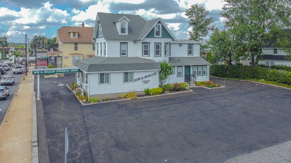 625 Byberry Rd, Philadelphia, PA for sale - Primary Photo - Image 1 of 90