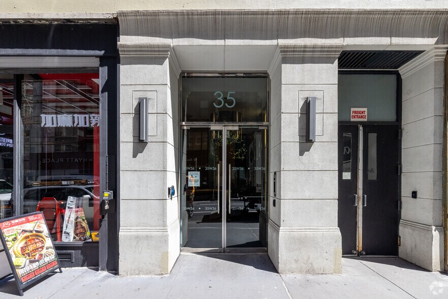 35 W 36th St, New York, NY à vendre - Photo du bâtiment - Image 2 de 7