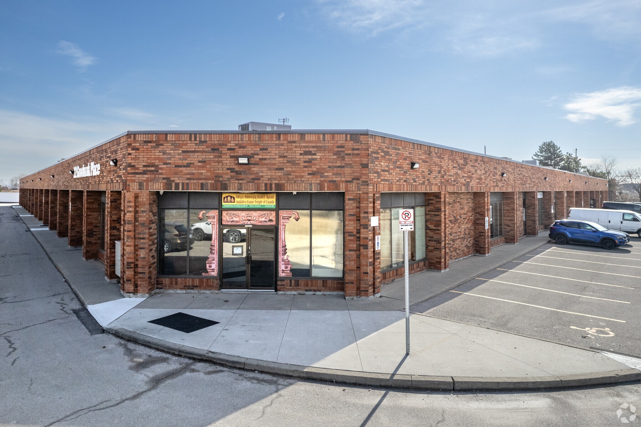 22 Goodmark Pl, Toronto, ON for sale Primary Photo- Image 1 of 3