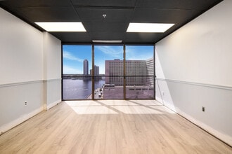 233 E Bay St, Jacksonville, FL à louer Photo intérieure- Image 1 de 10