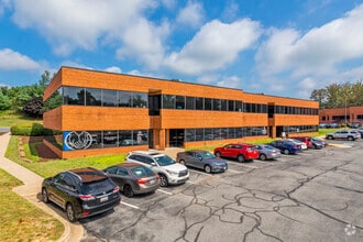 4000 Blackburn Ln, Burtonsville, MD à louer Photo du bâtiment- Image 1 de 1