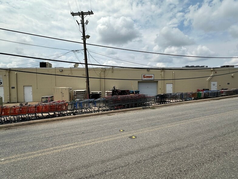 1707-1741 Texoma Pky, Sherman, TX for lease - Building Photo - Image 3 of 33