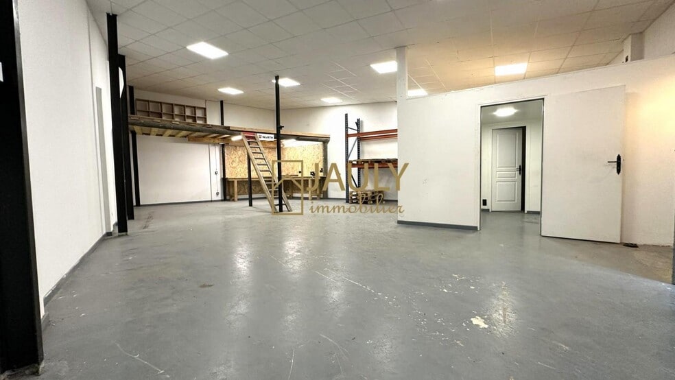 17 Bis Avenue Friedland, Chelles for lease - Interior Photo - Image 2 of 10