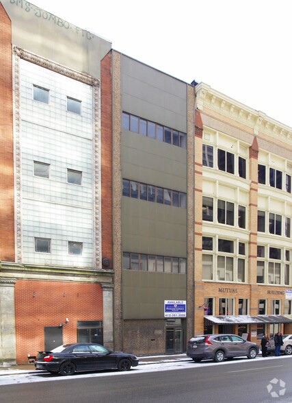 4 Building Portfolio 820-900 Fifth Ave portefeuille de 4 propriétés à vendre sur LoopNet.ca - Photo du bâtiment - Image 3 de 3