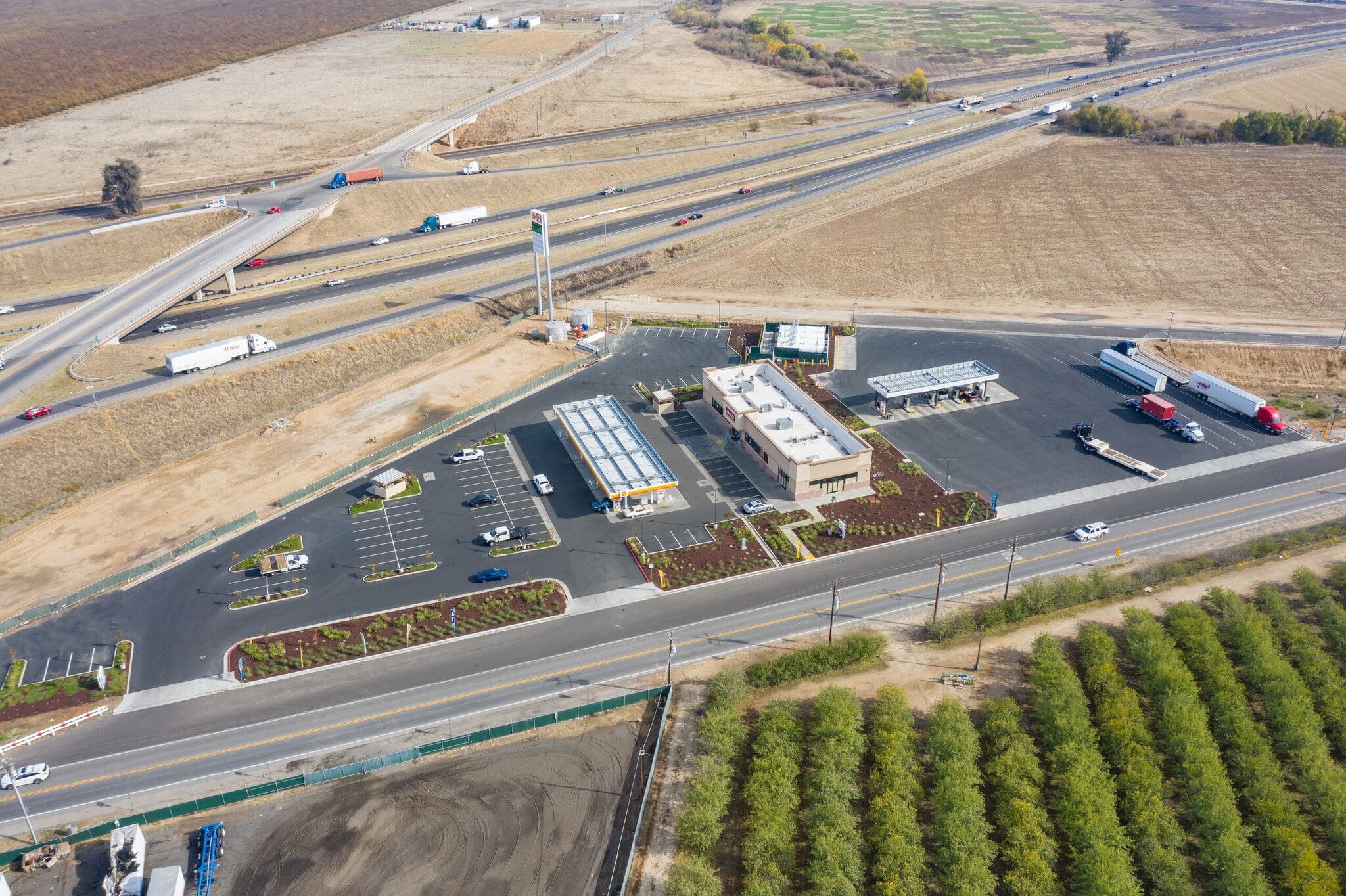 18463 Road 23, Madera, CA for lease Primary Photo- Image 1 of 5