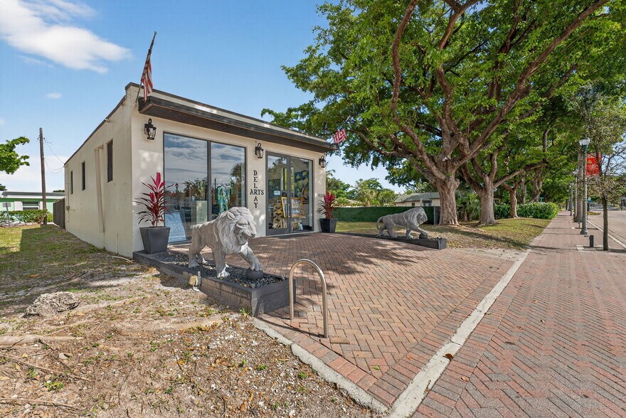 1133 W Atlantic Ave, Delray Beach, FL à louer - Photo du bâtiment - Image 2 de 12