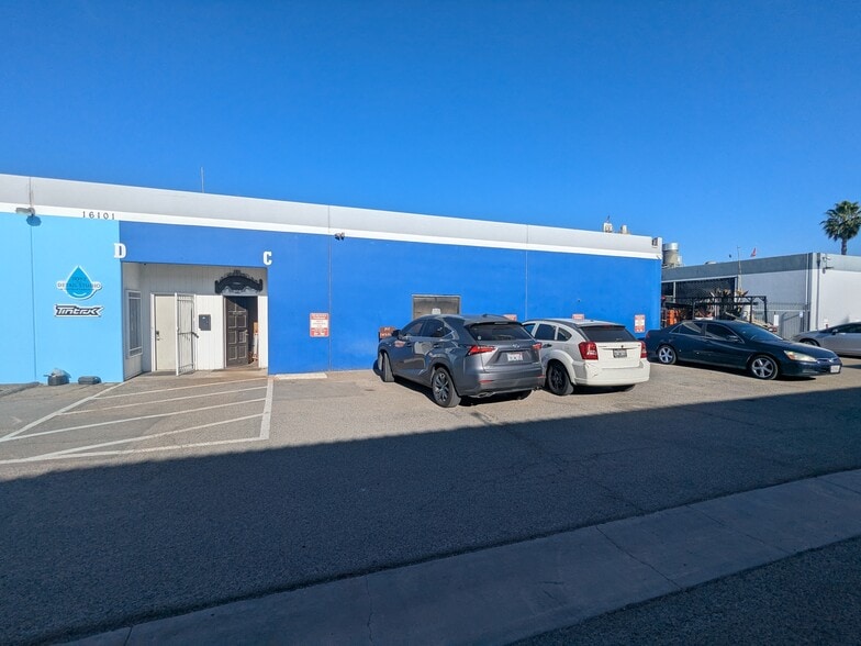 16101 Construction Cir W, Irvine, CA for lease - Building Photo - Image 1 of 9