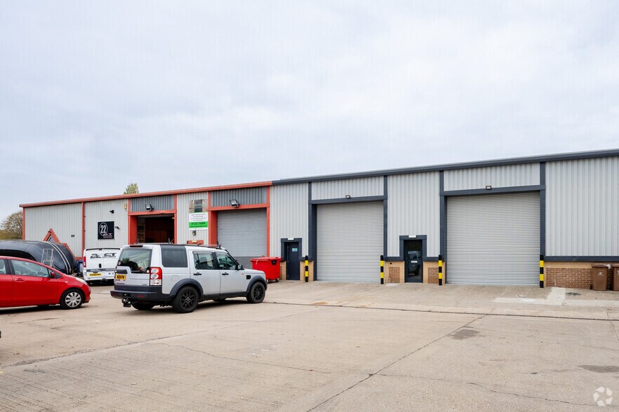 Sinfin Ln, Derby à louer - Photo du bâtiment - Image 2 de 3