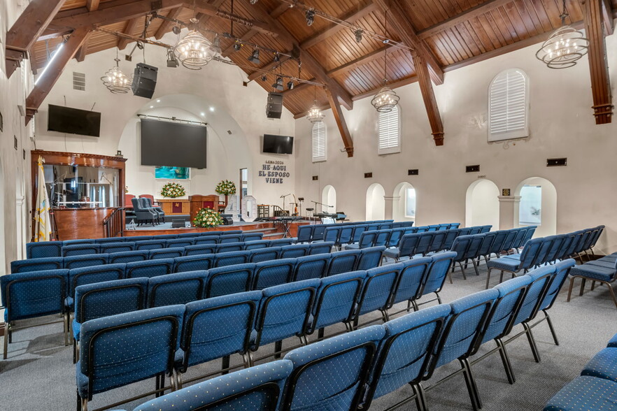1100 S Lorena St, Los Angeles, CA for sale - Building Photo - Image 3 of 76