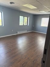 12275 Woodbine Ave, Whitchurch-Stouffville, ON for lease Interior Photo- Image 1 of 3